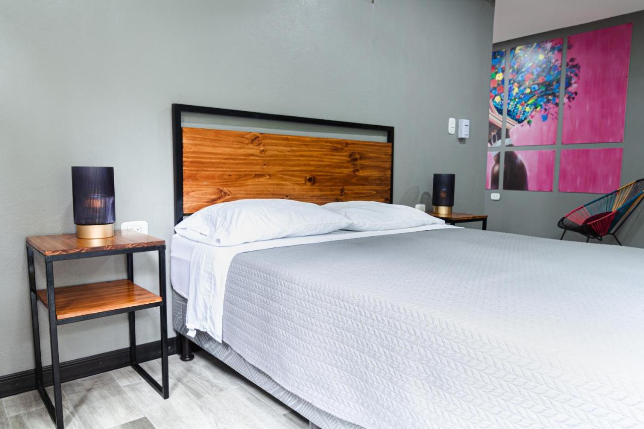 Hotel Boutique The Green Jungle House Puerto Viejo de Talamanca 外观 照片