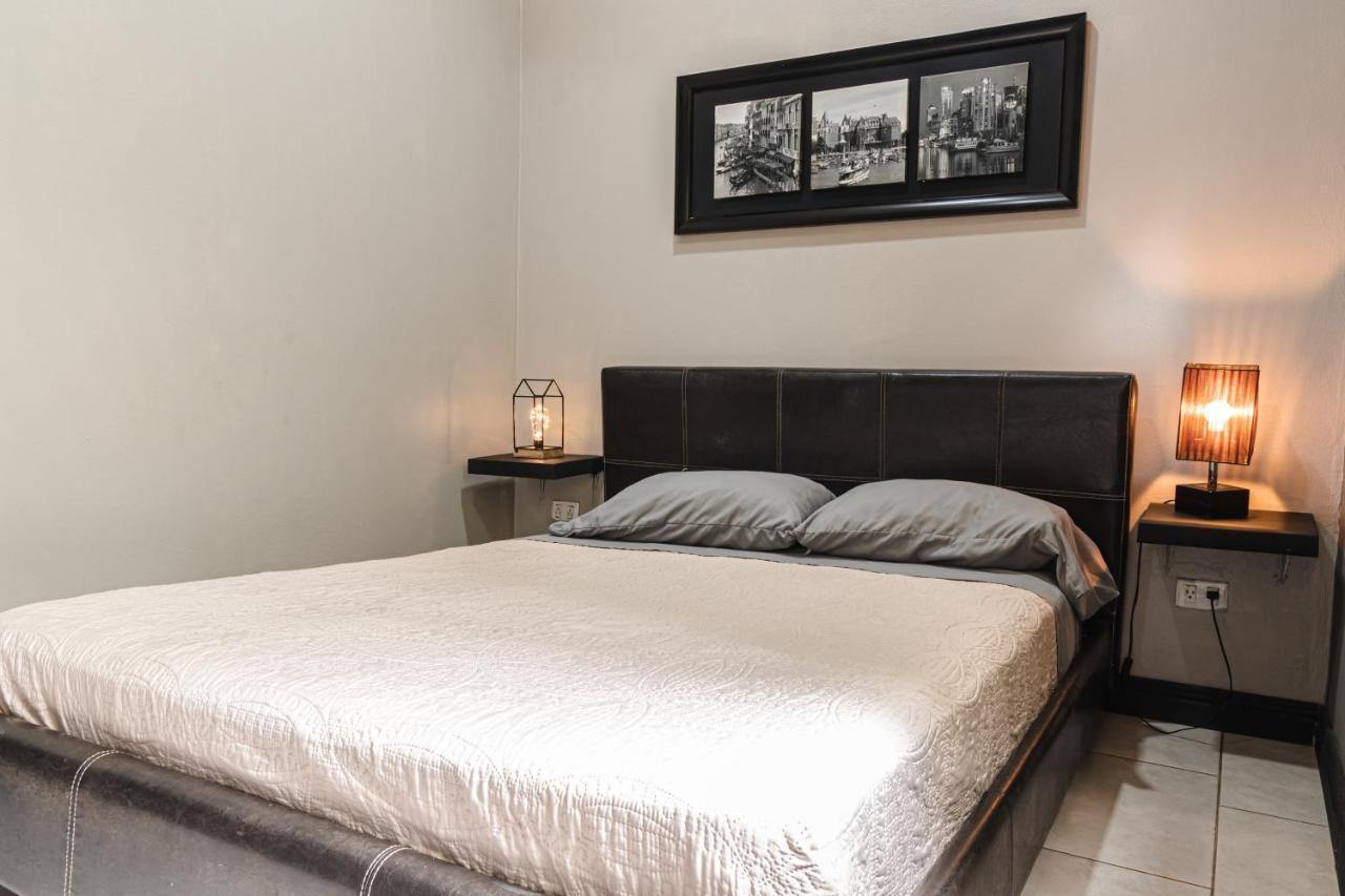 Hotel Boutique The Green Jungle House Puerto Viejo de Talamanca 外观 照片