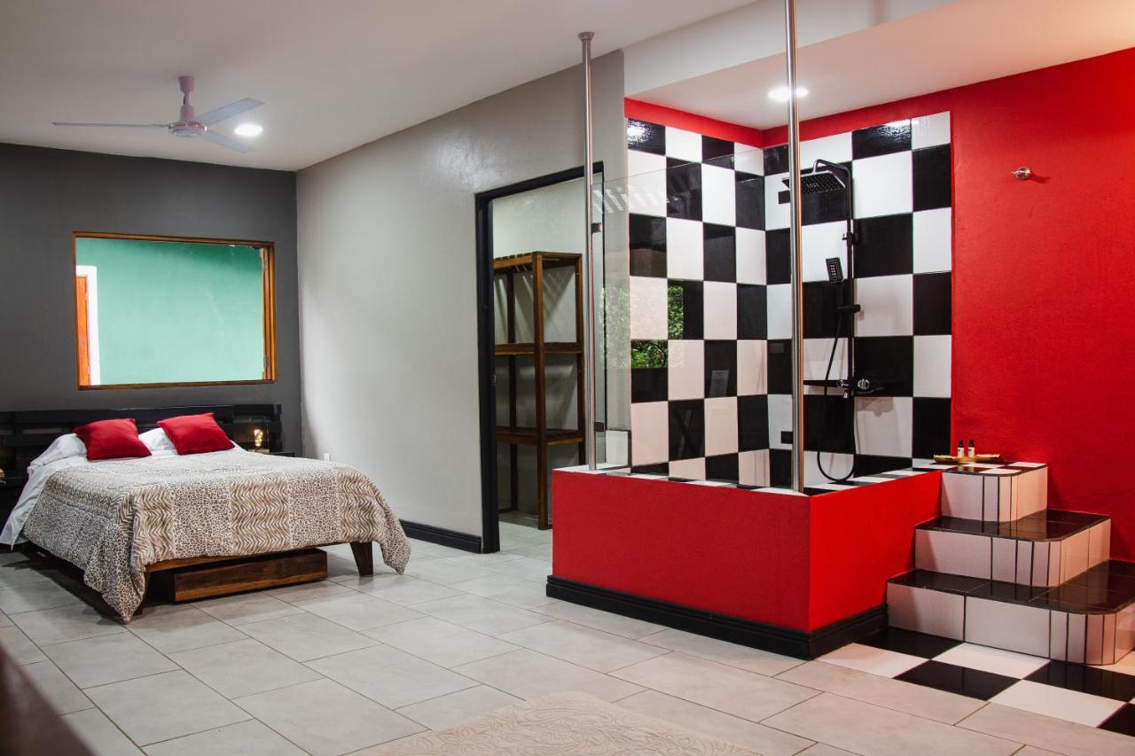 Hotel Boutique The Green Jungle House Puerto Viejo de Talamanca 外观 照片